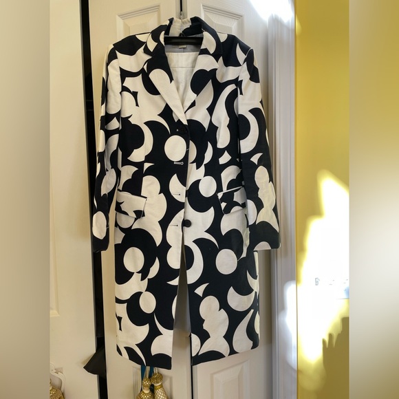 Fun and comfortable pant suit! - Picture 1 of 7